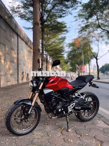 Honda CB300R Đỏ Xe pkl Neo xe lướt mới như thùng