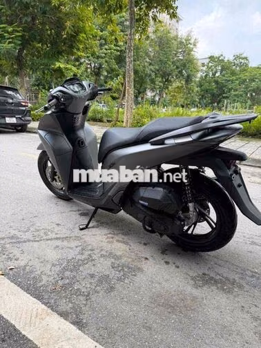 Honda SH 160i ABS 2026 Xám titan 900km