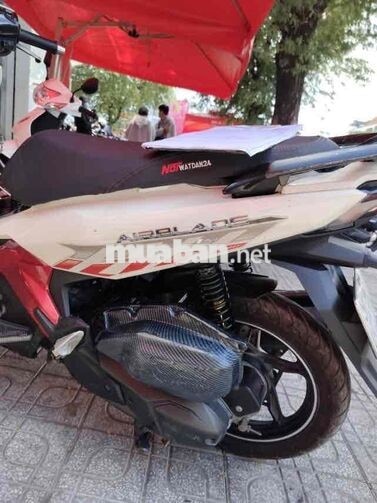 Airblade 125 Fi trắng đỏ đời 2021 bstp xe rin đẹp