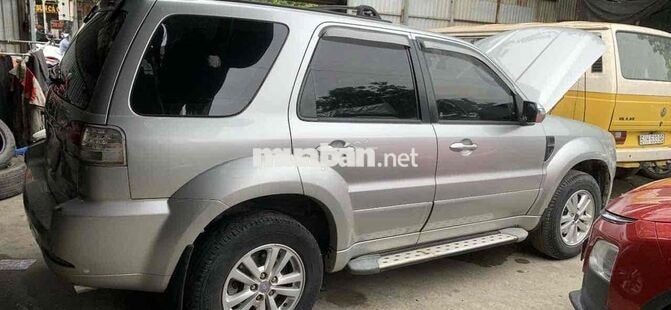 Ford Escaper 2009 Tự động Bạc