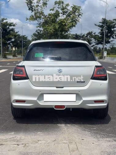 Suzuki Swift 2025 1.2CVT Hybrid Trắng 7.000km