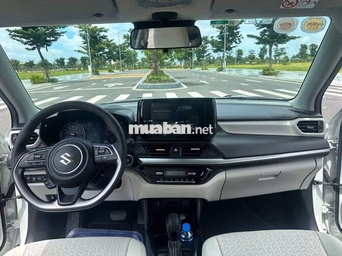 Suzuki Swift 2025 1.2CVT Hybrid Trắng 7.000km