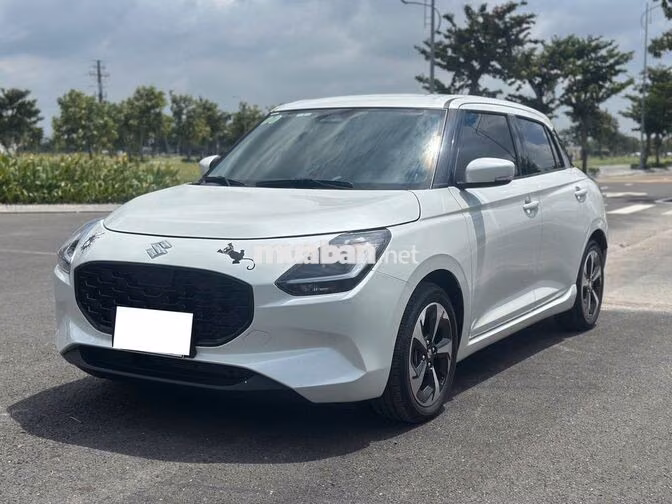Suzuki Swift 2025 1.2CVT Hybrid Trắng 7.000km