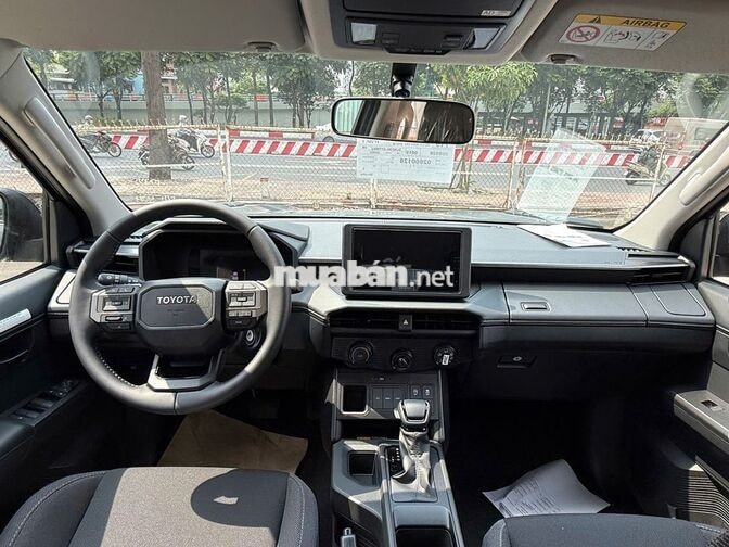🛑TOYOTA HILUX Dầu 2.8L TỰ ĐỘNG✅CÓ ƯU ĐÃI LỚN THÁNG