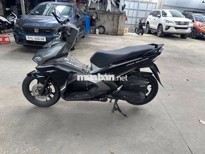 Honda Airblade 125 Fi 2017 Đen xám bstp bao tên