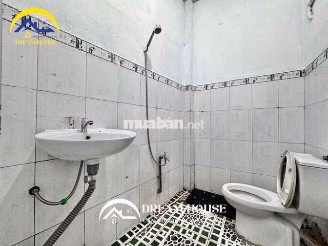 Phòng trọ nằm ngay trục đường Tân Kỳ Tân Quý giá học sinh sinh viên