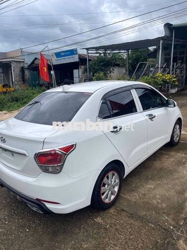 Hyundai Grand i10 2016 Số sàn Trắng 13 vạn km