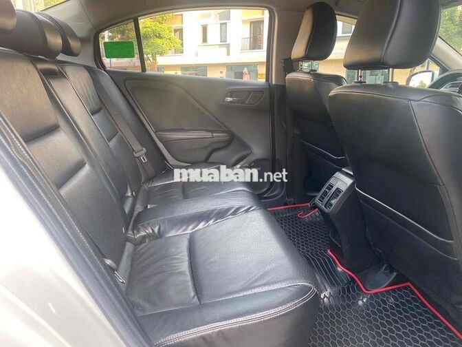 Honda City Top 2018 Trắng 82000 km