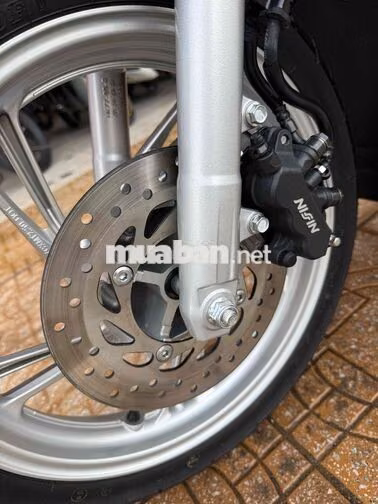 Honda SH 125 CBS 2024 Trắng 2000 km