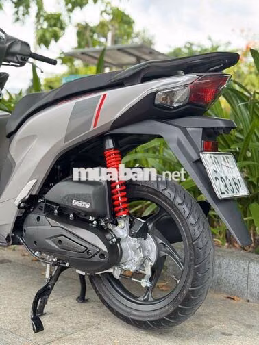 Vision 2026 Đặc Biệt Bánh Lớn Bạc Đen 600km