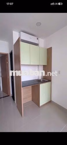 Giá 3.5tr -  Phòng Full NT-Rộng 20m2-Ban Công-Cửa Sổ Trời-Thoáng Mát