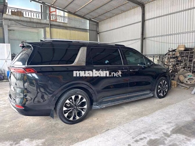 Kia Carnival 2022 Đen 95.000km
