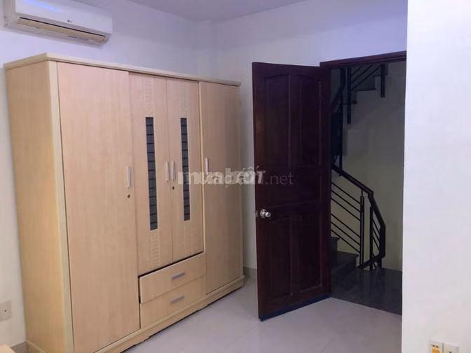 Cho thuê nhà mới đẹp Hẻm Xe 8m - Đường Nguyễn Đình Chiểu, P.5, Q.3
