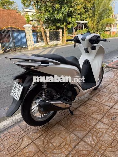 Honda SH 125 CBS 2024 Trắng 2000 km