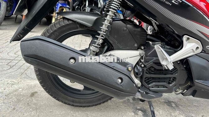 Honda Airblade fi 2011 Đen đỏ ( hỗ trợ góp )