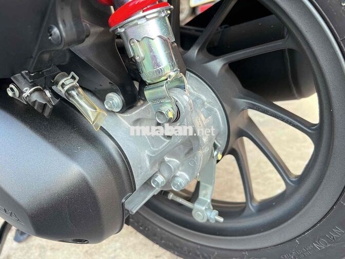 Honda SH Mode ABS 2025 Xám xi măng 2000 km
