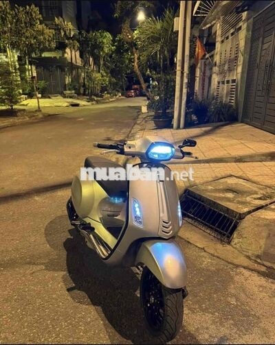 Piaggio Vespa Sprint Bạc Porsche