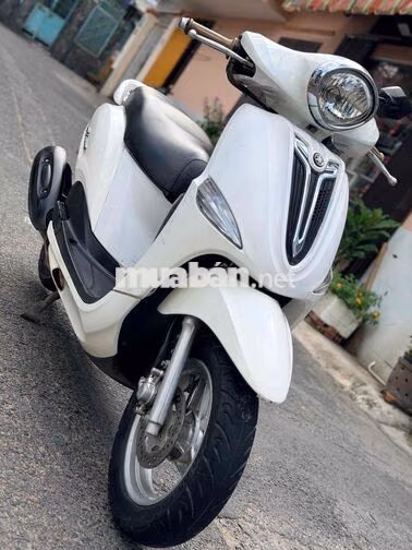 Yamaha Nozza FI Trắng Xăng