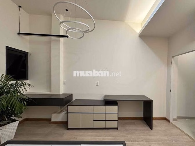 CHÍNH CHỦ CHO THUÊ - STUDIO PENTHOUSE - NỘI THẤT MỚI - BẾP TÁCH BIỆT