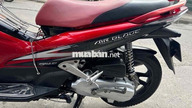 Honda Airblade fi 2011 Đen đỏ ( hỗ trợ góp )