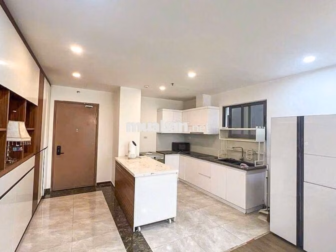 FLC 265 Cầu Giấy – 125m² 3PN Tầng Cao View Thoáng Full Đồ – 21,5 triệu