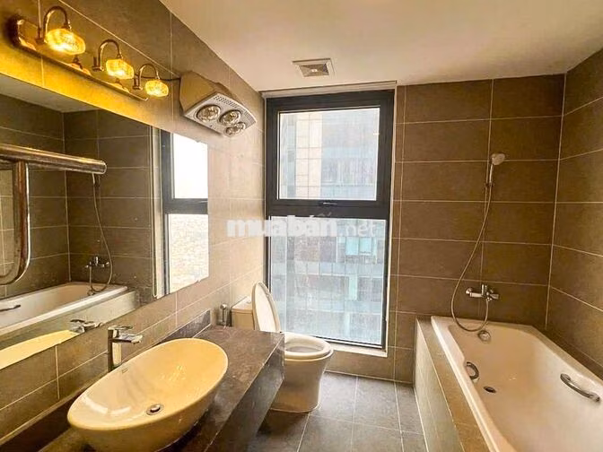 FLC 265 Cầu Giấy – 125m² 3PN Tầng Cao View Thoáng Full Đồ – 21,5 triệu