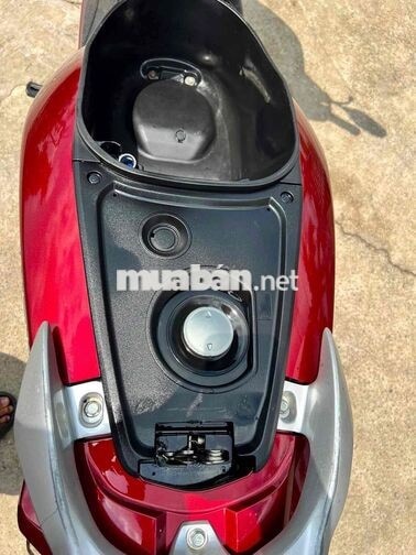 Honda Vision 2022 màu Đỏ bán hoặc giao lưu