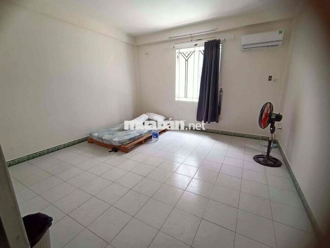 chính chủ cần cho thuê phòng ở mặt tiền, đủ nội thất, 16m2 giá 3tr5