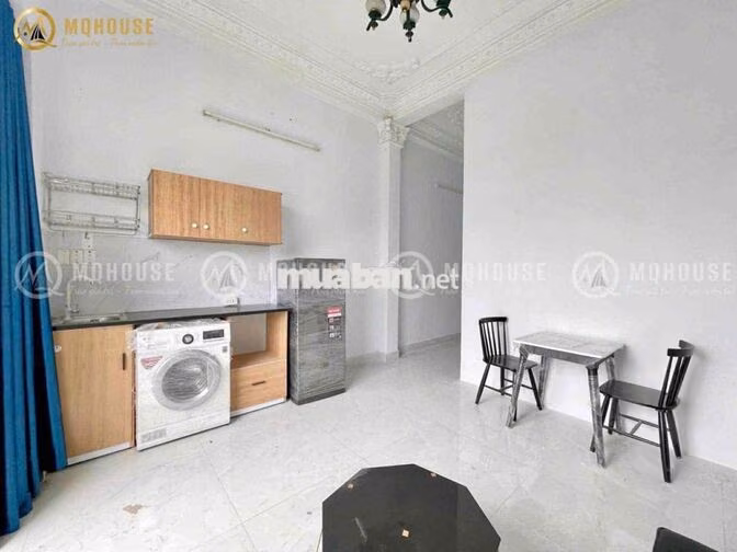 1 PHÒNG NGỦ BAN CÔNG RỘNG ĐẦY ĐỦ NỘI THẤT NGAY TẠI ETOWN CỘNG HOÀ