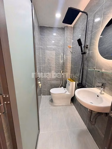 Bán nhà nhỏ xinh mới đẹp. Full Nội Thất. Đường Bùi Quang Là, P12, GV