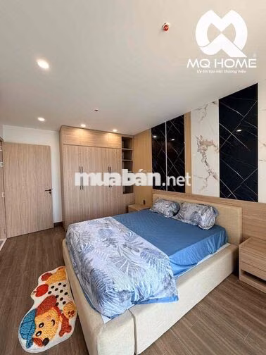 Cho Thuê "𝐇𝐈𝐋𝐓𝐎𝐍"    2️⃣PN - View Sông  🛏️ 2️⃣PN 🛁 2️⃣WC 🛋️ Nhà Hoàn Full Nội