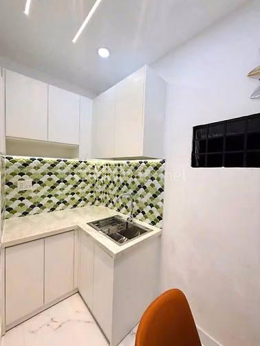 Bán nhà nhỏ xinh mới đẹp. Full Nội Thất. Đường Bùi Quang Là, P12, GV