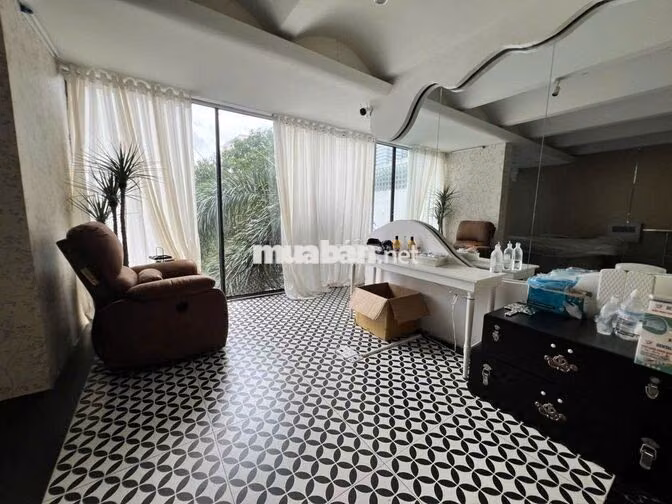 NGANG 8M VILLA SIÊU PHẨM MẶT TIỀN PHAN KẾ BÍNH QUẬN 1