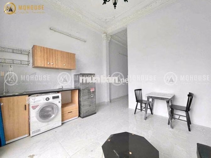 1 PHÒNG NGỦ BAN CÔNG RỘNG ĐẦY ĐỦ NỘI THẤT NGAY TẠI ETOWN CỘNG HOÀ