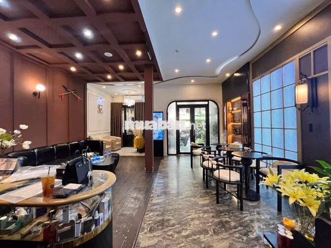 NGANG 8M VILLA SIÊU PHẨM MẶT TIỀN PHAN KẾ BÍNH QUẬN 1