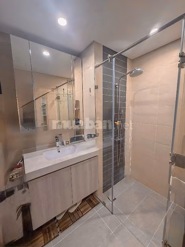 BÁN GẤP CĂN HỘ HÀ ĐÔ Q10 – TẦNG CAO VIEW THÀNH PHỐ. FULL NỘI THẤT