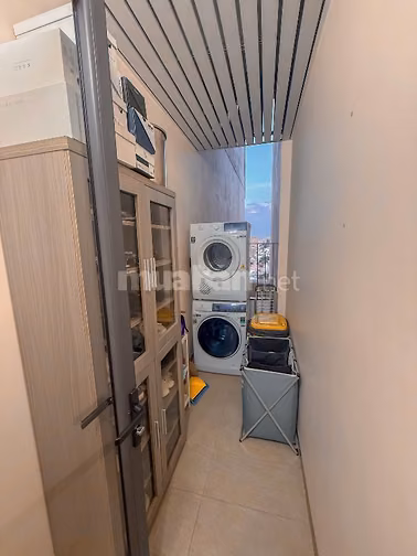BÁN GẤP CĂN HỘ HÀ ĐÔ Q10 – TẦNG CAO VIEW THÀNH PHỐ. FULL NỘI THẤT