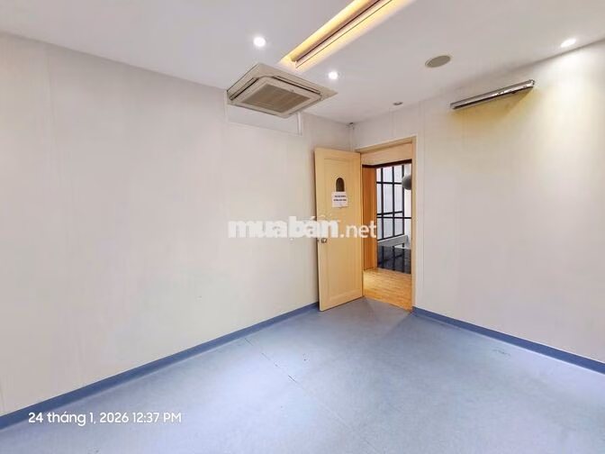 TÒA NHÀ ĐƯỜNG 3/2 Q.10 , DT 1000M2 : NGANG 7M , TÒA NHÀ MỚI VÀ ĐẸP