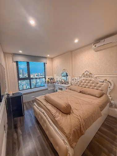 BÁN GẤP CĂN HỘ HÀ ĐÔ Q10 – TẦNG CAO VIEW THÀNH PHỐ. FULL NỘI THẤT