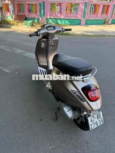 Piaggio Vespa TFT 150 2024 Nâu