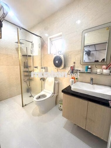 Cho thuê Nhà trệt lầu Mặt Tiền đường Quốc Lộ 13 Thủ Đức 25 triệu/tháng