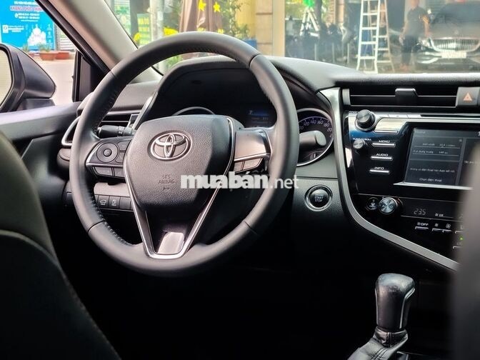 Bán Toyota Camry 2.0G sx 2019 Nhập Thái Lan Xe đẹp