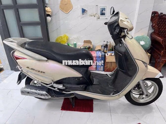 Honda Lead 2011 Vàng kem
