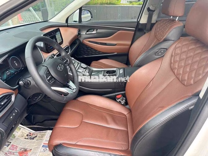 Hyundai SantaFe 2.2D HTRAC Trắng 7 chỗ Tự động