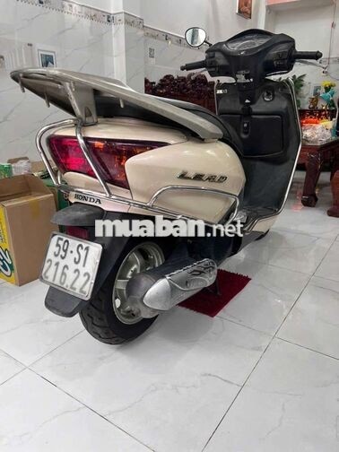 Honda Lead 2011 Vàng kem