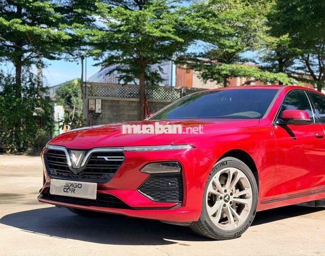 VinFast LuxA 2021 còn bảo hành hãng tới 2031