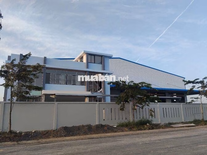 xưởng 25.000m² giá 2,5$/ m² ngoài KCN Bến lức Long An