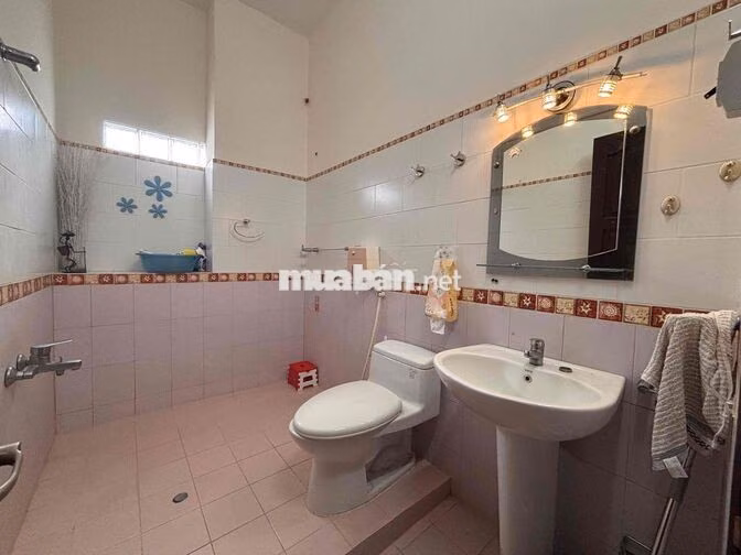 Chính Chủ Nhà Nguyên Căn 7PN 4WC - Hẻm Oto - Ở Gia Đình - VP