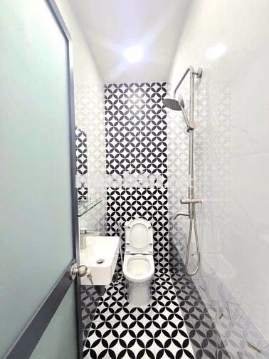 🔥🔥🔥nhà đẹp vào ở liền 1 lầu.. ngay đường 15 bê quận 7🔥🔥🔥