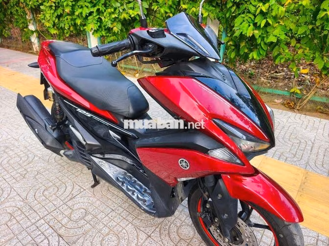 Yamaha NVX 125 2017 màu Đỏ bstp chín chủ 